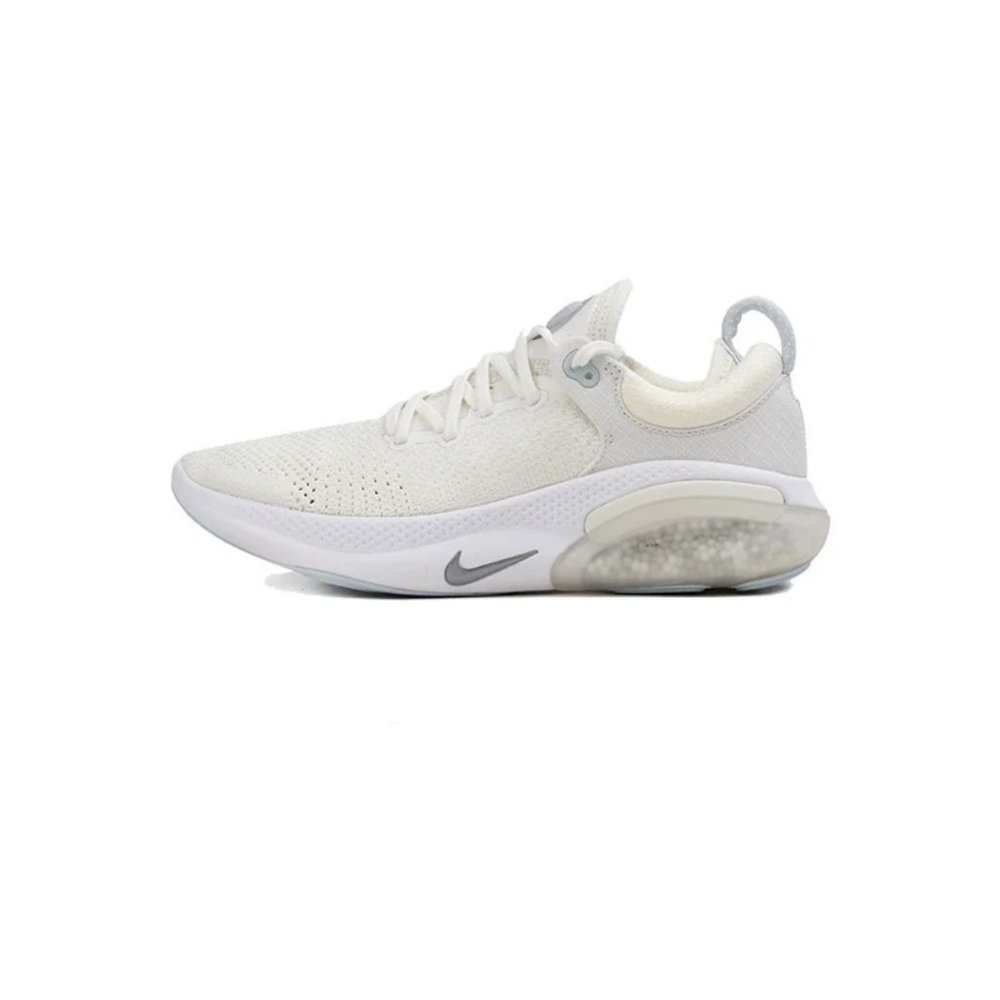 Nike Women's Joyride Run Flyknit Summit